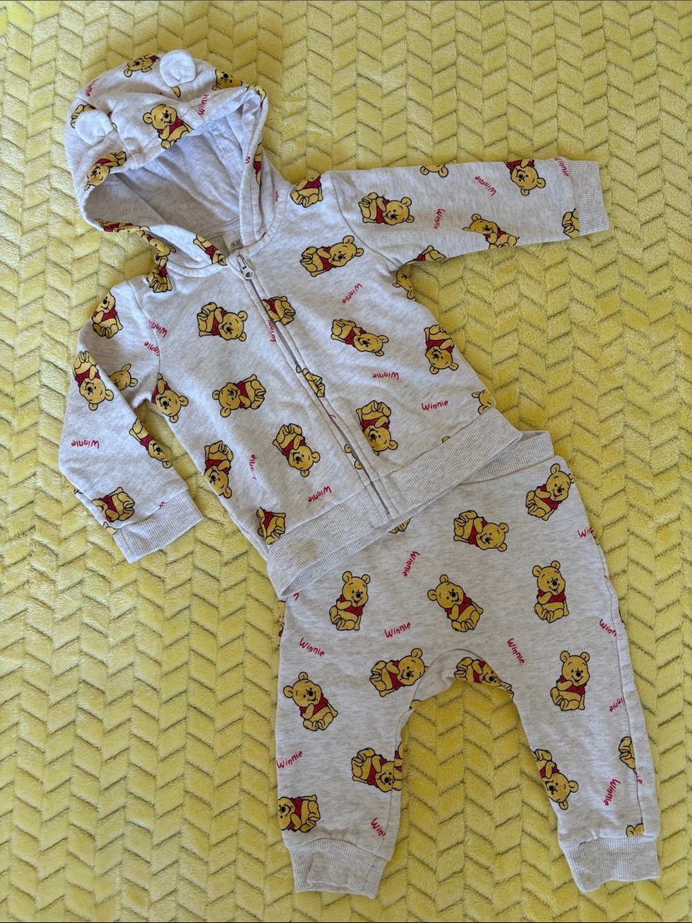 H&M Disney Winnie the Pooh Zip-Up Hoodie & Pants Set US 9M Organic Cotton